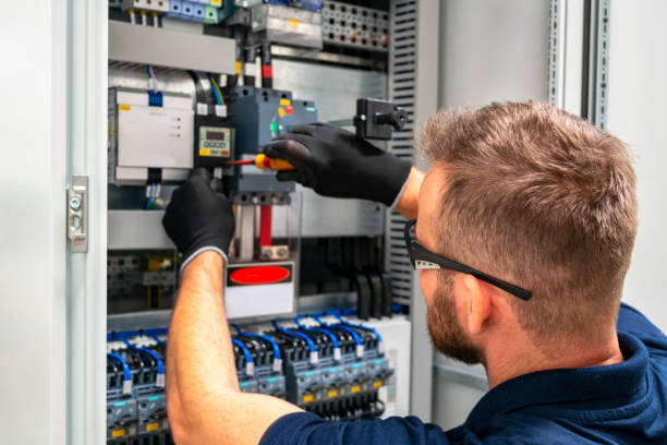 Best Commercial Electrician Services  in Manorhaven, NY